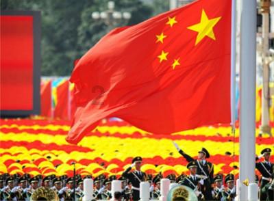 逃离昏暗下的小村